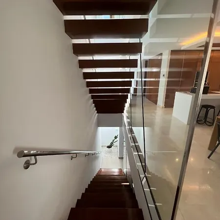 Fusion - Spectacular House For 10 People Estepona