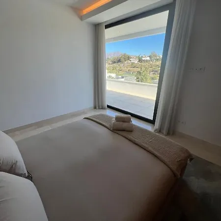Fusion - Spectacular House For 10 People Estepona
