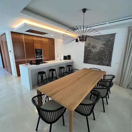 Fusion - Spectacular House For 10 People Estepona