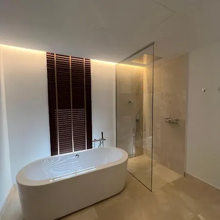 Fusion - Spectacular House For 10 People *