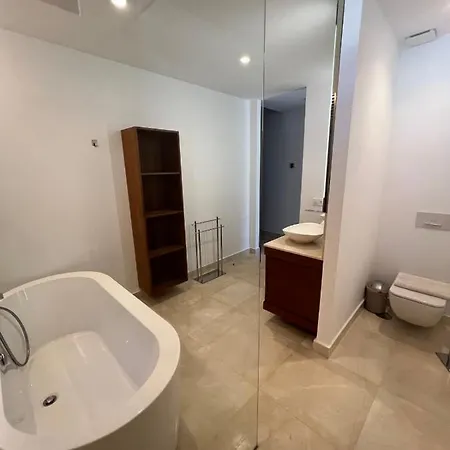 Fusion - Spectacular House For 10 People *