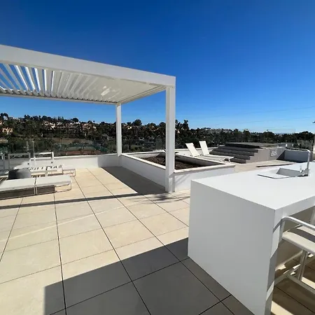 Fusion - Spectacular House For 10 People Estepona